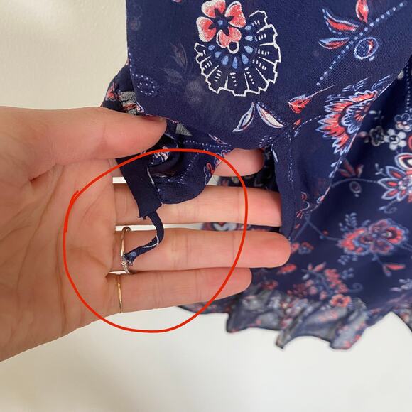 Joie Cherita Floral Silk Romper Size Medium - Picture 9 of 9